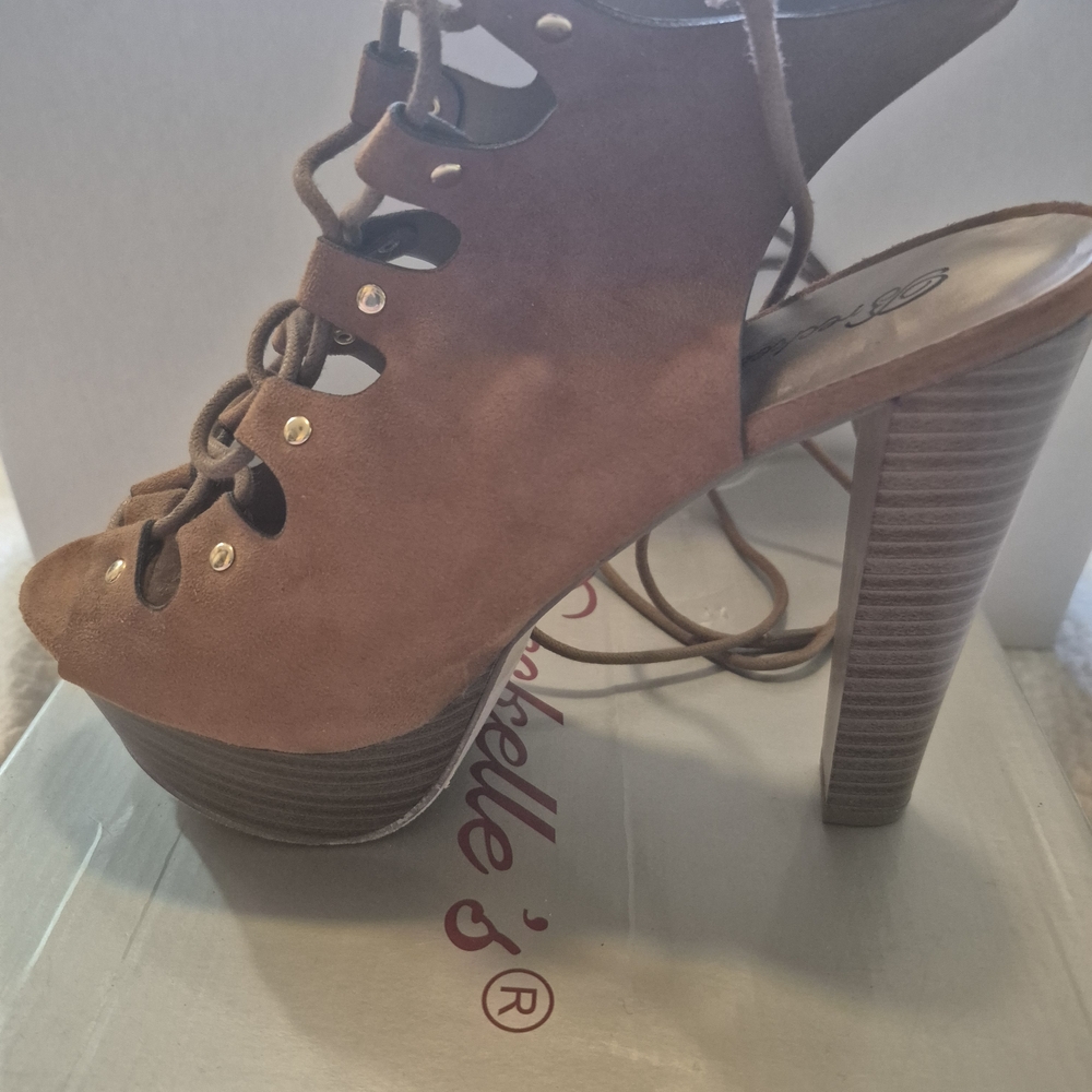 Breckelle's Tan Platform Lace-Up Heels